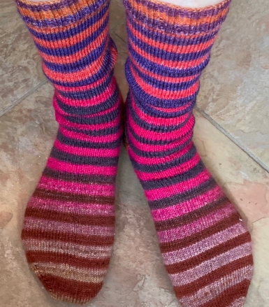 socks uneek yarn 5140